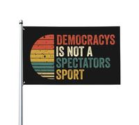 Drapeau Pirate 90X150cm, La démocratie n'est pas un sport de spectateurs Renforcé Drapeau de Jardin Décoratifs Bruant pour Célébration Maison Bar