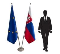 Drapeau Slovaquie et Union Européenne avec mâts et pied en inox - ensemble protocolaire pour ambassades, bureaux. Pied Ø 360mm, inox finition argentée, hampes pointe ronde. Code CN3-EU-SK