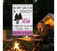 Drapeau « You Don't Have To Be Crazy To Camp With Us » - 30,5 x 45,7 cm - Drapeaux de camping amusants pour camping, cadeaux de camping, décorations d'extérieur, cour, porche, terrasse (rose)