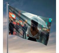 Drapeaux amusants « A Woman Walks Under An Umbrella In The Rain ». Drapeaux cool pour chambre gars Cadeaux amusants pour patron (60 x 90 cm)