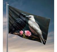 Drapeaux amusants avec deux corbeaux, un noir, un blanc, perchoir sur une branche - Décoration de chambre - 120 x 180 cm