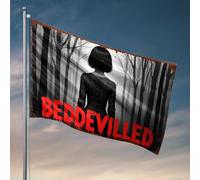 Drapeaux amusants Bedevilled: A Haunting Journey Through The Dark Woods Drapeaux Décorations de chambre de garçons Décoration de maison occidentale (120 x 180 cm)