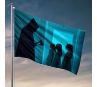 Drapeaux amusants Une figurine à capuche avec une hache confronte trois filles en robes blanches. Drapeaux pour les garçons Décorations de jardin (120 x 180 cm)