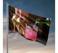 Drapeaux cool pour les gars versant une boisson rafraîchissante dans un verre avec de la glace. Drapeau décoratif amusant pour chambre à coucher (30 x 45 cm)