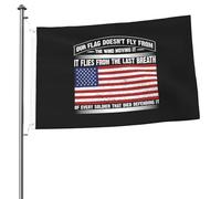 Drapeaux De Jardin Notre Patriotisme Américain Ne S'Épanouit Pas Grâce Au Vent, Il S'Épanouit Grâce Au Dernier Drapeaux Décoratifs D'Extérieur Vintage Bannière De Jardin 90X150 CM