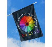 Drapeaux De Pirate Drôle Drapeau De Décoration Durable Drapeaux De Vacances Dans Un Monde Où Tout Est Possible, Soyez Gentil. Marguerite, Fleurs Arc-En-Ciel, Lgbt, Gay. S