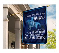 Drapeaux De Vacances Supérieure Drapeaux De Pirate Jardin Signe Double Exposition D'Une Cowgirl Et De Son Cheval Dans Un Motif De Fourré Bleu. Je Suis Ses Yeux, Il Est Mon Aile. S