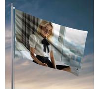 Drapeaux pour chambre gars drôle une femme dans un chemisier blanc avec un nœud noir assis sur un lit, regardant par une fenêtre. Drapeau cool affiche drapeaux ornements extérieur (152 x 244 cm)