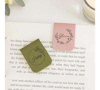 Drawelry Personnalisés Magnétiques Marque-pages en Cuir avec Nom Fleur de Naissance imprimés Signets Rétro PU Leather Bookmark Clips Cadeaux pour Famille Amis Couples Professeurs élèves Lecteur (B6)