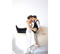 DreamWedding-UK The Look Décoration de gâteau de Mariage Couple de mariés So Much in Love Résine Artificielle Marron 5 x 12 x 12 cm