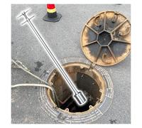 Échantillon d'eau en acier inoxydable avec long manche pour la collecte de liquides visqueux, idéal pour la surveillance de l'environnement et l'analyse des échantillons