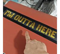 Écharpe « I'm Outta Here » avec feuille d'or, cadeau de départ en retraite, remise de diplôme, divorce, départ de collègue