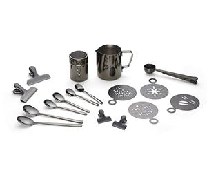 ECHTWERK Ensemble d'accessoires à café, 23 pièces, 350 ml, 4 expresso, 4 cappuccino, 4 lattes 4 pinces à café, 4 pochoirs à café, 4 cuillères à café, style barista noir