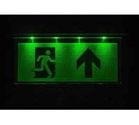 Éclairage de secours, sortie de secours, lumière de secours avec flèche vers le haut