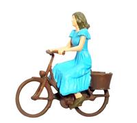 ECMQS 1 : Scène miniature de vélo à l'échelle 87e pour affichage de bureau | Modèle en résine pour décoration d'étagère à livres et projets de bricolage, scène de table, accessoires de jouets pour