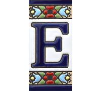 Écriteaux numéros et Lettres. Carreaux céramique Peints à la Main avec Technique Corde sèche (cuerda seca). Noms, Directions et signalisation. Dessin Flores Mini 7,3 cm x 3,5 cm. (Lettre E)