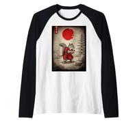 Écureuil en Kimono Marchant sous Un Soleil Rouge Brillant Art Japonais Manche Raglan