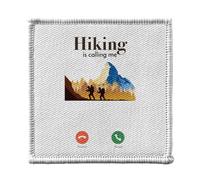 Ecusson Thermocollant Vetement 7x7cm - Hiking Is Calling Me Outdoor Adventure - Patch a Repasser pour Reparation ou Customisation T-shirt Sac Jeans Imprime en France