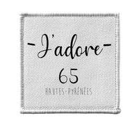 Ecusson Thermocollant Vetement 7x7cm - J'Adore 65 Hautes Pyrenees Departement France Region Tarbes - Patch a Repasser pour Reparation ou Customisation T-shirt Sac Jeans Imprime en France