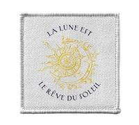 Ecusson Thermocollant Vetement 7x7cm - La Lune est le Rêve du Soleil Belle Citation Bohémien - Patch a Repasser pour Reparation ou Customisation T-shirt Sac Jeans Imprime en France