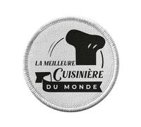Ecusson Thermocollant Vetement Rond 7cm - La Meilleure Cuisiniere du Monde Maman Famille Cuisine Chef Restaurant - Patch a Repasser pour Reparation ou Customisation T-shirt Sac Jeans Imprime en France