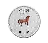 Ecusson Thermocollant Vetement Rond 7cm - My Horse Is Calling Me Animals Passion - Patch a Repasser pour Reparation ou Customisation T-shirt Sac Jeans Imprime en France