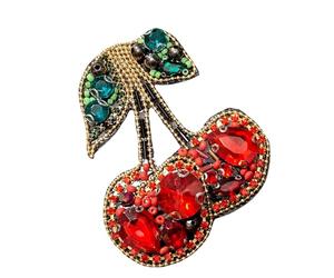 Écussons à coudre faits à la main en forme de cerises avec strass étincelants pour mettre en valeur vos chemises, jeans et sacs
