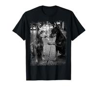 Edgy Doberman Pinscher Dogs Smoking Noir Blanc Urban T-Shirt