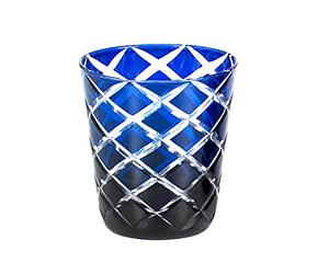 EDZARD Verre en cristal Dio lot de 4 (230 ml, H 10 cm), bleu | taillé à la main, technique du doublé, verre à whisky et à eau, pour café glacé et gin, aussi comme photophore