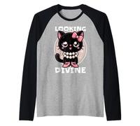 Élégance avec une touche féline. Chat. L'air divin. Manche Raglan