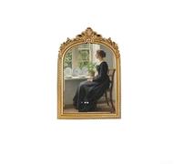 Élégant cadre photo vintage en résine dorée avec arche florale complexe, offrant des options d'affichage flexibles y compris un chevalet et un crochet de suspension pour la décoration de la maison