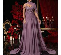 Élégante, romantique et à la mode, cette robe en maille élastique gris-bleu à sequins, coupe sirène, col halter à volants, ourlet queue-de-pie, traîne, est idéale pour les influenceuses, les fêtes, le