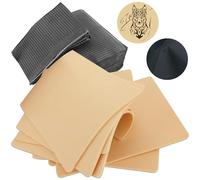 Emalla Kit de 58 bavoirs dentaires et de peau pour la pratique du tatouage comprenant 8 peaux de tatouage de 3 mm et 50 bavoirs dentaires noirs imperméables 33 x 45,7 cm