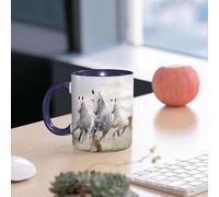 EMCLKS Mug en céramique, 330ml, tasse à thé, tasse cafe, tasse drole, cadeau drole, cadeau homme, mug cafe, Thème animalier. Trois chevaux galopent sur le sable blanc, courant dans l'herbe poussi