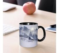 EMCLKS Mug en céramique, 330ml, tasse à thé, tasse cafe, tasse drole, cadeau drole, cadeau homme, mug cafe, Vieille ferme dans les montagnes. Matinée d'hiver brumeuse.