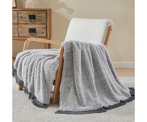 EMME Couverture Polaire Chaude et pelucheuse Sherpa avec Pompons 228 x 228 cm - Grande Couverture réversible Ultra Douce et Confortable - Gris avec Pompon
