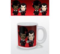 Empireposter - Pulp Fiction - Vincent & Jules - Taille (cm), env. 8,5 cm Hauteur 9,5 - Licence Tasses, NEUF - Description : - Mug en céramique, blanc, imprimé, capacité 320 ml, licence officielle, Passe au Lave-Vaisselle et au micro-ondes de