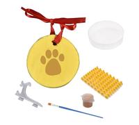Empreintes de pattes d'animaux de compagnie avec cet ensemble facile à utiliser avec de l'argile sûre et une option d'affichage élégante en forme de pattes d'argile