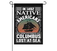 En 1492, Des Amérindiens Découvrirent Christophe Colomb Perdu En Mer Drapeaux De Jardin Suspendre Drapeau De Jardin Durable Drapeau De Cour Pour Chambres Dortoirs Fêtes 30X45cm