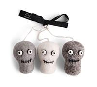 Én Gry & Sif Lot de 3 pendentifs en forme de tête de mort - En feutre naturel - Pour Halloween - Commerce équitable - Gris, gris chiné et blanc
