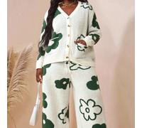 Ensemble 2 pièces casual grande taille pour femmes, comprenant un cardigan tricoté à manches longues à imprimé floral et une paire de pantalons tricotés. Ensemble coordonné grande taille à motif flora