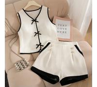 Ensemble 2 pièces top sans manches et short pour adolescentes en été, cardigan col rond avec décoration de nœud et bouton, tissu doux et confortable, choix élégant et doux pour une fête, un anniversai