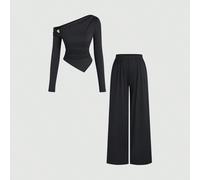 Ensemble 2 pièces tout-aller pour femmes, nouveau pour l'automne/hiver. Top à manches longues asymétrique et épaules dénudées avec décoration métallique et pantalon droit décontracté à jambes larges L