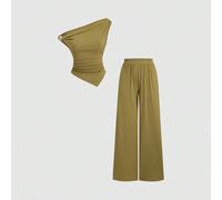 Ensemble 2 pièces tout-aller pour femmes, Top asymétrique à épaules argentées et pantalon droit décontracté à jambes larges. Accessoires métalliques argentés. L,M,S,XSUnicoloreTricot côtelé