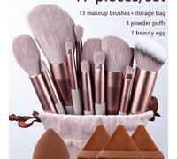 Ensemble de 13/17 pinceaux de maquillage, comprend 13 pinceaux de maquillage, 3 éponges de maquillage et 1 éponge de maquillage, livré avec un sac de rangement. Pas de pinceaux à ombre à paupières en 