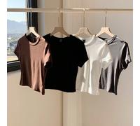 Ensemble de 4 hauts courts grande taille, col rond, manches courtes, ajustés. Tops simples coupés. Convient pour l'été, le style country et western, les femmes, les concerts, les festivals rave, le st