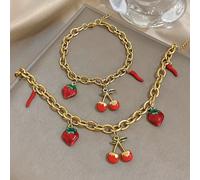Ensemble de bracelet et collier plaqué or 18 carats en acier inoxydable avec charms de fraise, cerise et piment, avec pendentifs délicats en émail coloré. Un ensemble de bijoux mignon pour femmes, cad