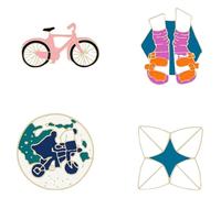 Ensemble de broches d'animaux mignons : chat, oie, stéthoscope et broches en émail, Klein, Métal non précieux