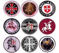 Ensemble de broches en forme de croix chrétienne en alliage noir et blanc avec mains priantes et Jésus, épingles gothiques religieuses pour vêtements, veste, sac à dos, taille unique, Acier allié