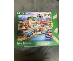 Ensemble de chemin de fer de luxe BRIO World 33052 train en bois complet enfa...